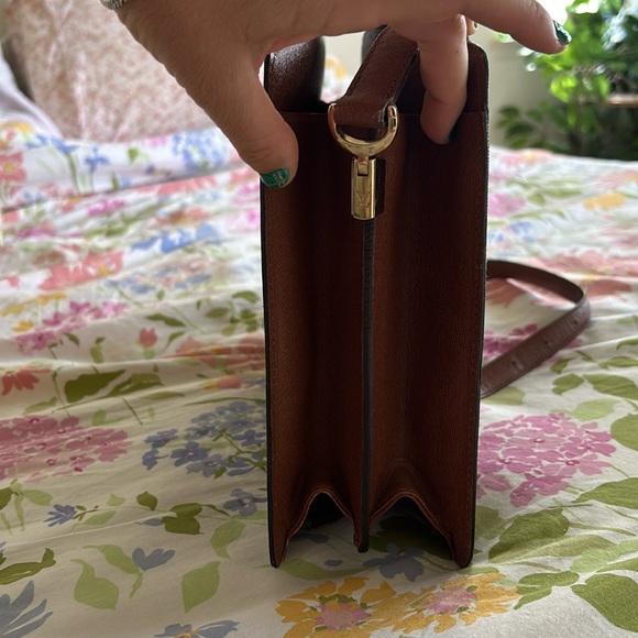 Louis Vuitton Brown Monogram Courcelles - Picture 14 of 17